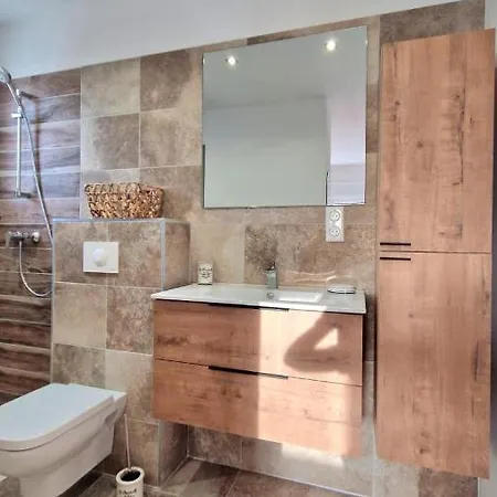 Petite Maison En Pierre Σπίτι διακοπών *