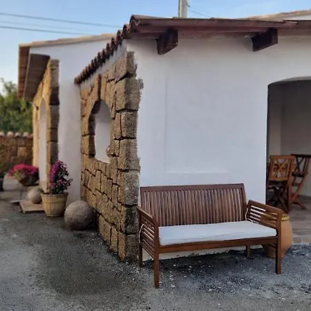 Petite Maison En Pierre
