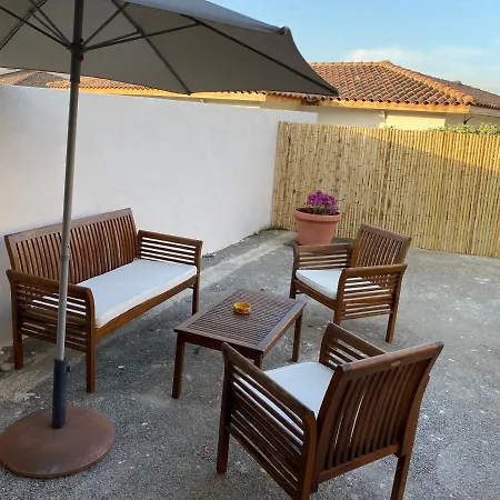 Dom wakacyjny Petite Maison En Pierre