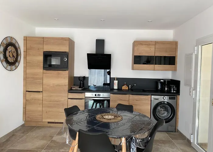 Petite Maison En Pierre Vakantiehuis